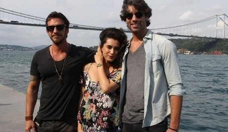 3 adam 6 şubat cumartesi