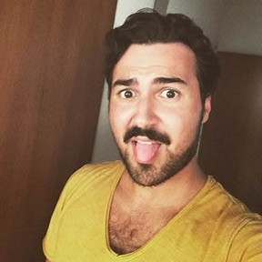 yangın var alican ayas kimdir