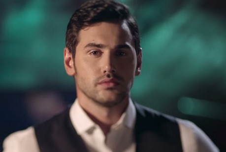 alper mayıs kraliçesi