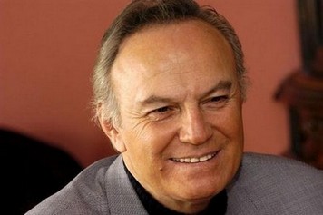 arif v 216 ediz hun kimdir