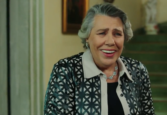 aşk ve mavi ışıl yücesoy kimdir?