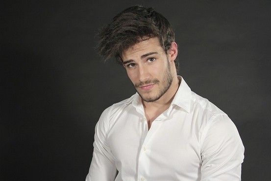 diriliş ertuğrul batuhan karacakaya kimdir? dündar