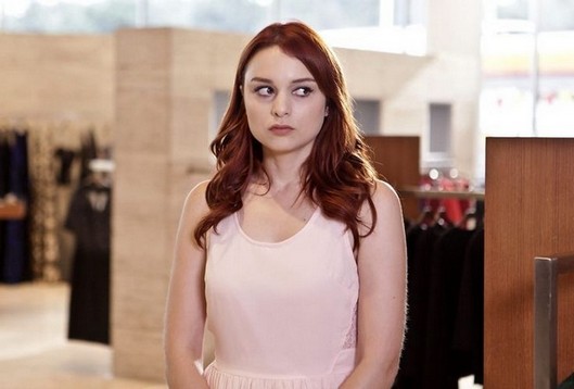 bu şehir arkandan gelecek nilperi şahinkaya kimdir