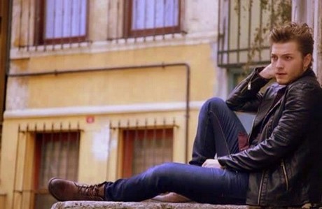 burak tozkoparan kimdir