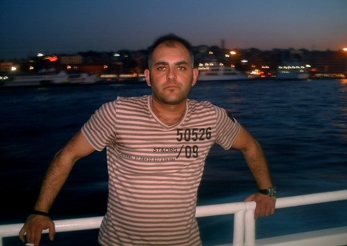 çalınmış hayatlar ziya kimdir