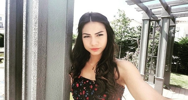 demet özdemir çilek kokusu