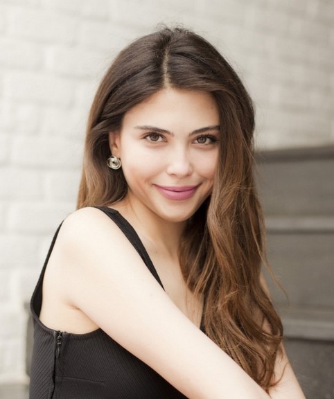 dilara aksüyek muhteşem yüzyıl kösem