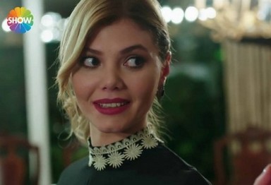 dolunay nilüfer karakteri kim