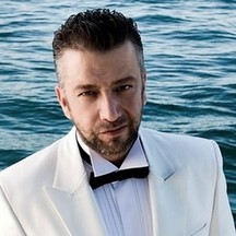 evlat kokusu serdar kimdir