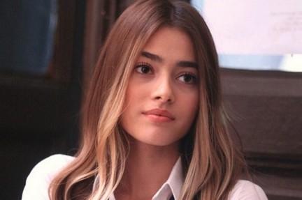 Hayat Bazen Tatlıdır Gözde Kimdir? simay barlas Kim