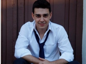 hayat bazen tatlıdır loçko kimdir