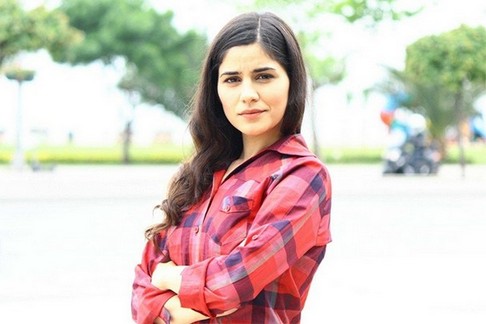 kara yazı zeynep çamcı kimdir