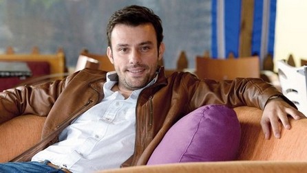 kiralık aşk salih bademci farukun kardeşi kimdir