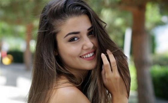 siyah inci hande erçel kimdir