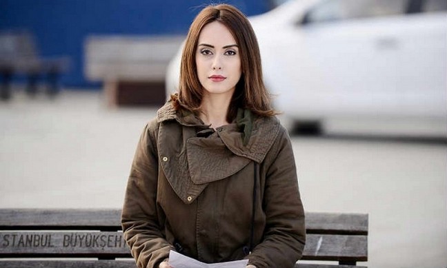 seren deniz yalçın yüksek sosyete kimdir