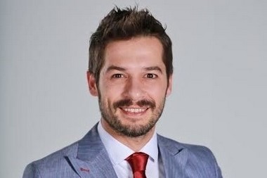 türk malı anıl ilter kimdir