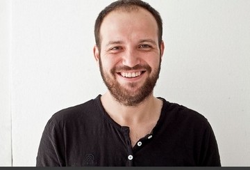 vatanım sensin mert denizmen kimdir