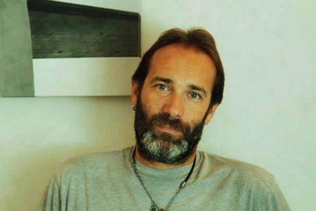 yoshi mizrahi kimdir