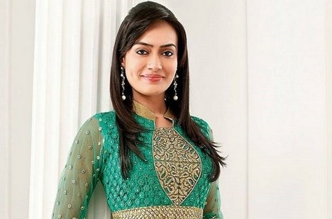 zor sevda zoya kimdir