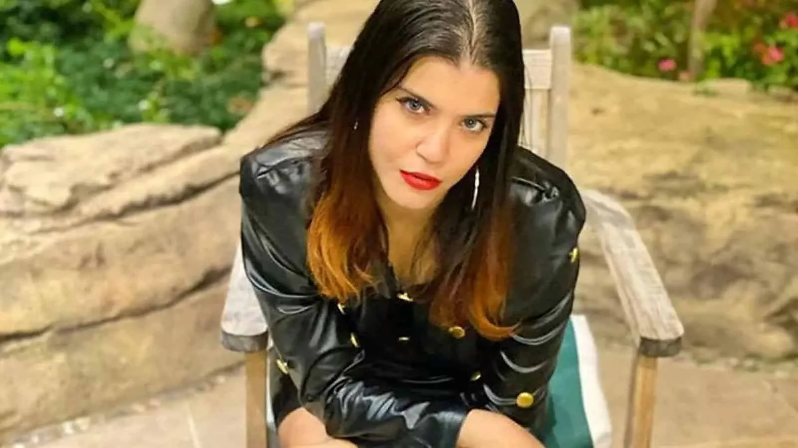 Kızılcık Şerbeti Nilay Ünal - Feyza Civelek