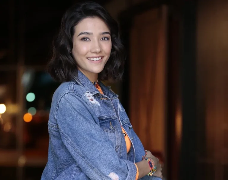 Aybüke Pusat
