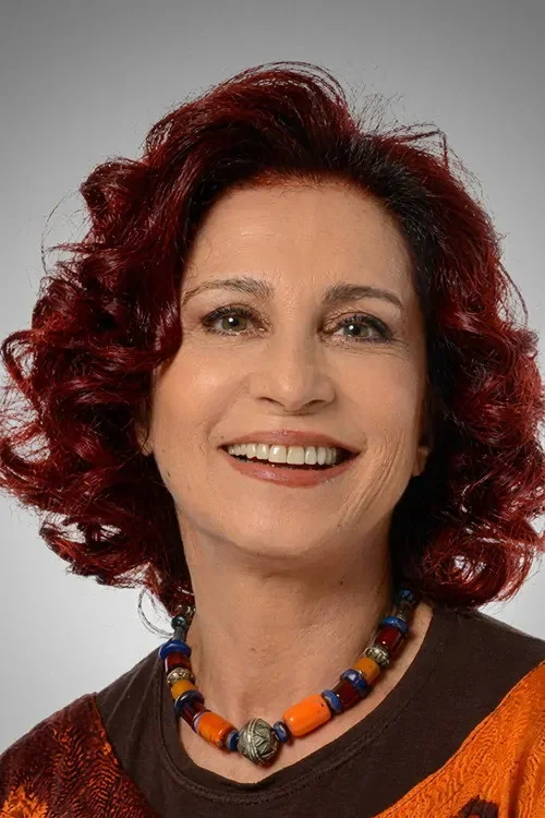 Betül Arım