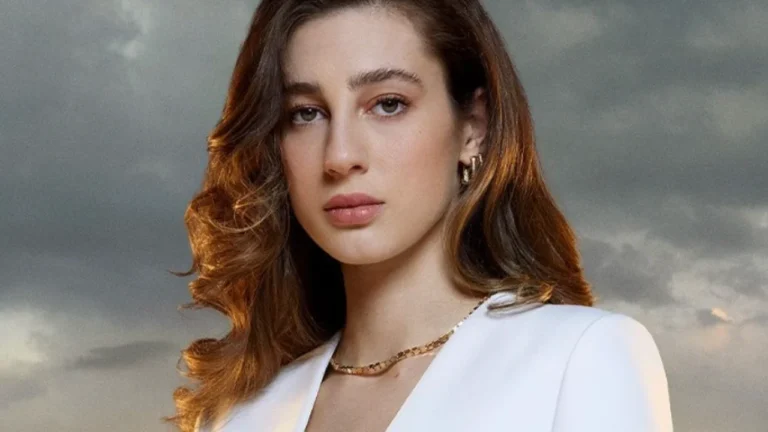 Itır Esen