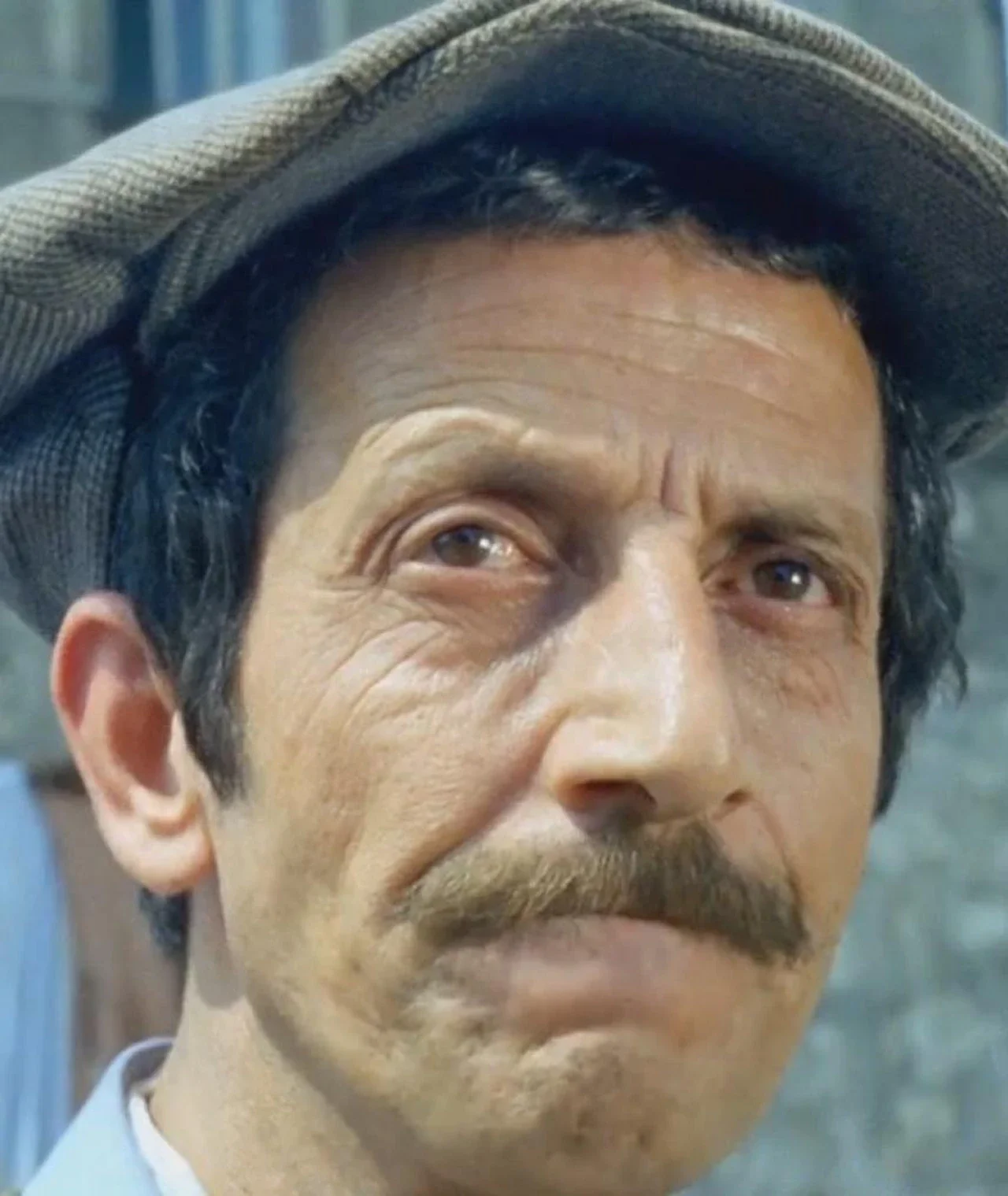 Necdet Yakın