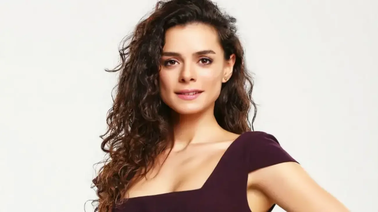 Özge Özpirinçci