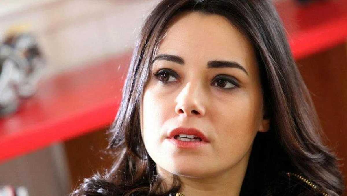 Özgü Namal