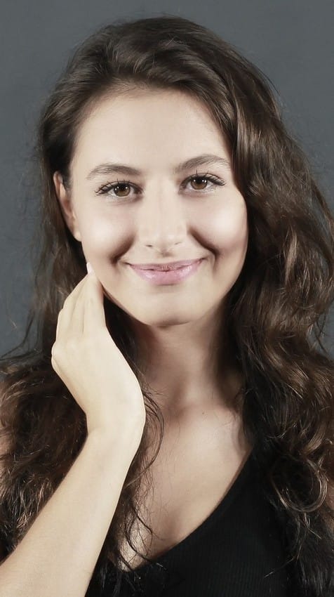 Aşkların En Güzeli Zeyno (Ümit Beste Kargın) Kimdir?