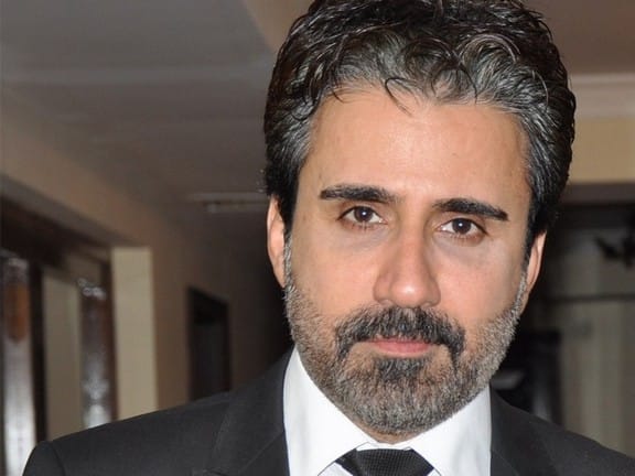 Aşk Ve Mavi Ali (Emrah) Öldü Mü?